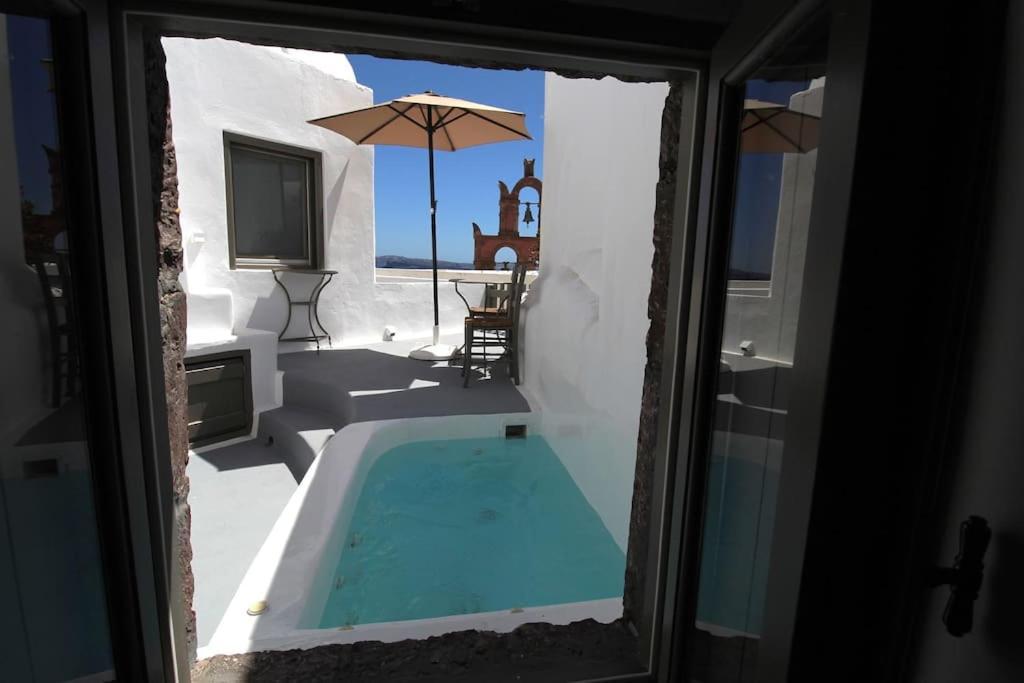 Astrea Suites "Ostria Cave Villa-Outdoor Jacuzzi" Oia  Ngoại thất bức ảnh